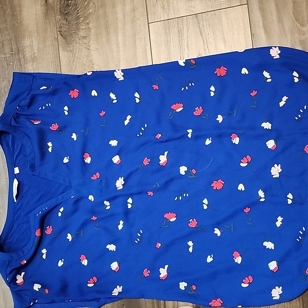 Colorful Women's Tops Collection - Picture 11 of 16